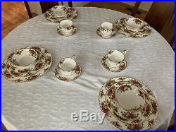 Royal Albert Old Country Roses Set Dinner Salad Small Plates 4 Bowls & Teacup