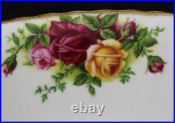 Royal Albert Old Country Roses Set of 1 Oval Vegetable Bowl and 2 Rim Soup Bowls Royal Albert Old Country Roses Set of 1 Oval Vegetable Bowl and 2 Rim Soup Bowls