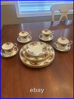 Royal Albert Old Country Roses Set of 4 Place Settings