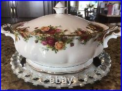 Royal Albert Old Country Roses Soup Tureen