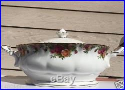 Royal Albert Old Country Roses Soup Tureen Casserole with Lid 1962 England Royal Albert Old Country Roses Soup Tureen Casserole with Lid 1962 England