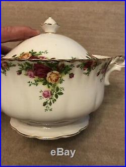Royal Albert Old Country Roses Soup Tureen Excellent condition