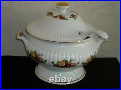 Royal Albert Old Country Roses Soup or Large Vegetable Tureen with Ladle