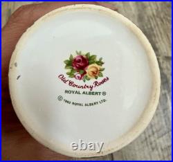 Royal Albert Old Country Roses Spice Jar Set with Rack Gold Trim FLAWS READ DESC