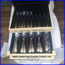 Royal Albert Old Country Roses Stainless gold accent Flatware