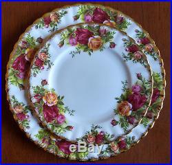 Royal Albert Old Country Roses Tea Service for Six 29 pieces Royal Albert Old Country Roses Tea Service for Six 29 pieces