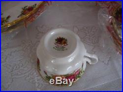 Royal Albert Old Country Roses Tea Set 16 items