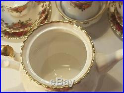 Royal Albert Old Country Roses Tea Set 22 Pieces