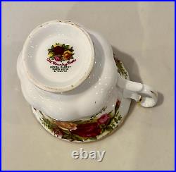 Royal Albert Old Country Roses Tea Set 25 pieces