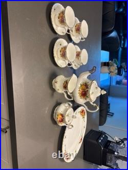 Royal Albert Old Country Roses Tea Set Teapot Cups Saucers Creamer Sugar