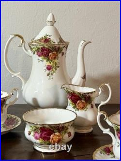 Royal Albert Old Country Roses Tea Set Teapot Sugar + Creamer 6 Cups Saucers