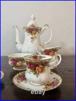 Royal Albert Old Country Roses Tea Set Teapot Sugar + Creamer 6 Cups Saucers