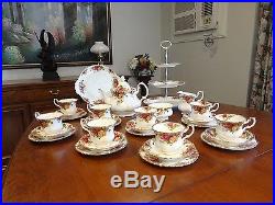 Royal Albert Old Country Roses Tea Set for 8