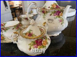 Royal Albert Old Country Roses Tea kettle -Sugar bowl 2 Pc 22 kGold finish NEW
