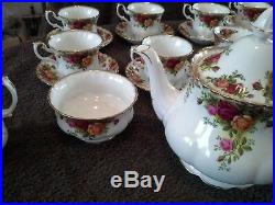 Royal Albert Old Country Roses Tea service for 8 Teapot milk sugar cups & saucer
