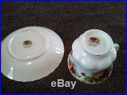 Royal Albert Old Country Roses Tea service for 8 Teapot milk sugar cups & saucer