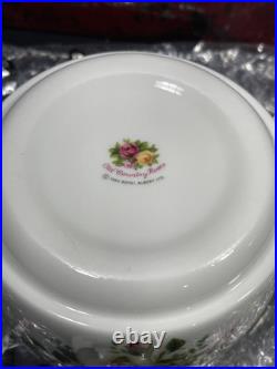 Royal Albert Old Country Roses Teapot, 2 cups set