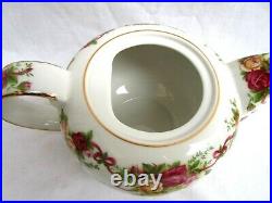 Royal Albert. Old Country Roses. Teapot & 4 Mugs / Cups. Mint