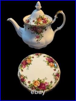 Royal Albert Old Country Roses Teapot Large 42 Oz With Trivet