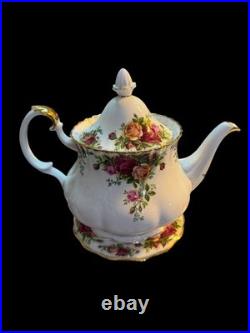 Royal Albert Old Country Roses Teapot Large 42 Oz With Trivet
