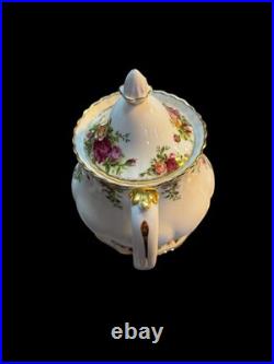 Royal Albert Old Country Roses Teapot Large 42 Oz With Trivet