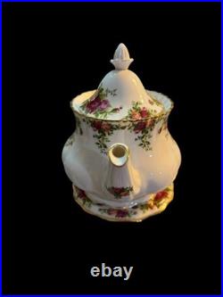 Royal Albert Old Country Roses Teapot Large 42 Oz With Trivet