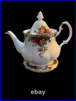 Royal Albert Old Country Roses Teapot Large 42 Oz With Trivet