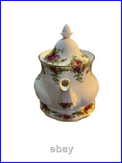 Royal Albert Old Country Roses Teapot Large 42 Oz With Trivet