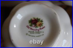 Royal Albert Old Country Roses Teapot & Lid, Lidded Sugar Bowl & Creamer