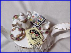 Royal Albert Old Country Roses Teapot Paul Cardew Design Artist's Palette Large