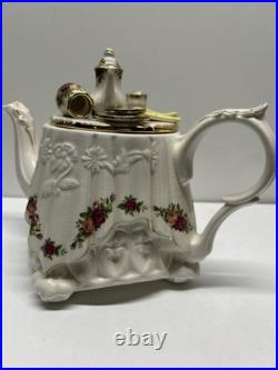 Royal Albert Old Country Roses Teapot Paul Cardew Design Artist's Palette Large Royal Albert Old Country Roses Teapot Paul Cardew Design Artist's Palette Large