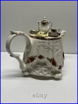 Royal Albert Old Country Roses Teapot Paul Cardew Design Artist's Palette Large Royal Albert Old Country Roses Teapot Paul Cardew Design Artist's Palette Large