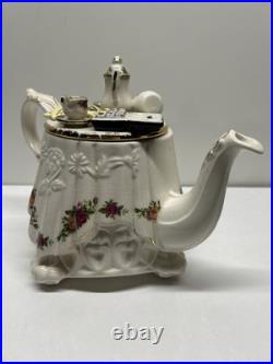 Royal Albert Old Country Roses Teapot Paul Cardew Design Artist's Palette Large Royal Albert Old Country Roses Teapot Paul Cardew Design Artist's Palette Large
