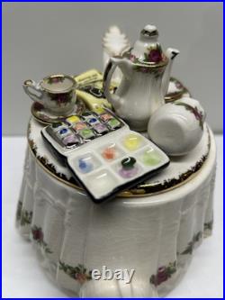 Royal Albert Old Country Roses Teapot Paul Cardew Design Artist's Palette Large Royal Albert Old Country Roses Teapot Paul Cardew Design Artist's Palette Large
