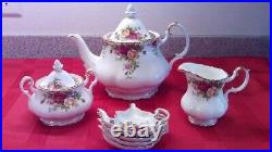 Royal Albert Old Country Roses Teapot Set plus Napkin rings
