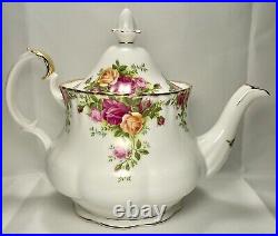 Royal Albert Old Country Roses Teapot and Lid 6 Cup 8