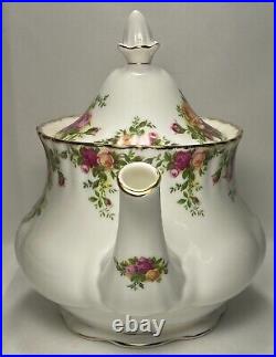 Royal Albert Old Country Roses Teapot and Lid 6 Cup 8