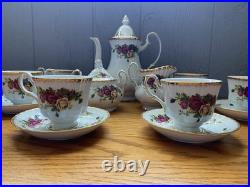 Royal Albert Old Country Roses Teapot full Service Set 15 Pc