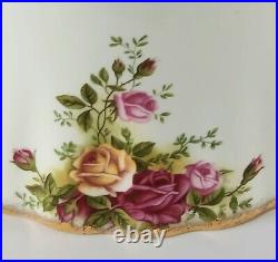 Royal Albert Old Country Roses Tissue Box Holder