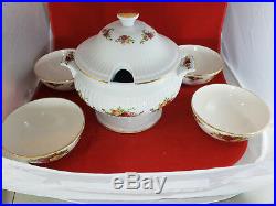 Royal Albert Old Country Roses Tureen Covered with 4 bowls