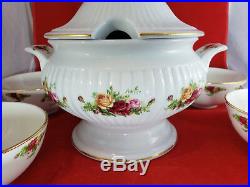 Royal Albert Old Country Roses Tureen Covered with 4 bowls