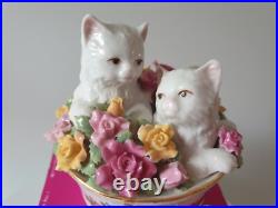 Royal Albert Old Country Roses Two Kittens Bouquet Music Box Antique