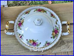 Royal Albert Old Country Roses Vegetable Soup Tureen 146oz 1962 Minty Condition