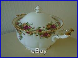 Royal Albert Old Country Roses Very Large Tureen And LID In Very Good Condition