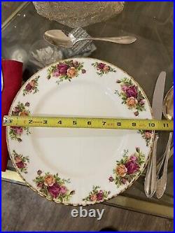 Royal Albert Old Country Roses Vintage Dinner Plates 10.25 (10 1/4) 1962, 4