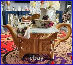 Royal Albert Old Country Roses Washstand Teapot 1998 Paul CardewRomantic NEW