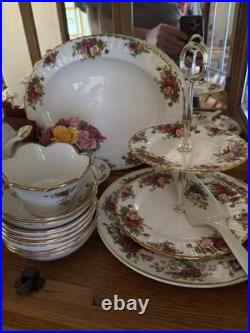 Royal Albert Old Country Roses / XL Set / over 80 pieces including VHTF items