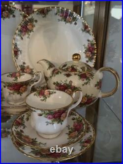Royal Albert Old Country Roses / XL Set / over 80 pieces including VHTF items