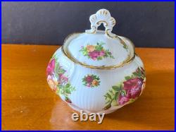 Royal Albert Old Country Roses tea service, 25 pcs, Bone china, made in Englan