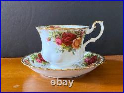 Royal Albert Old Country Roses tea service, 25 pcs, Bone china, made in Englan